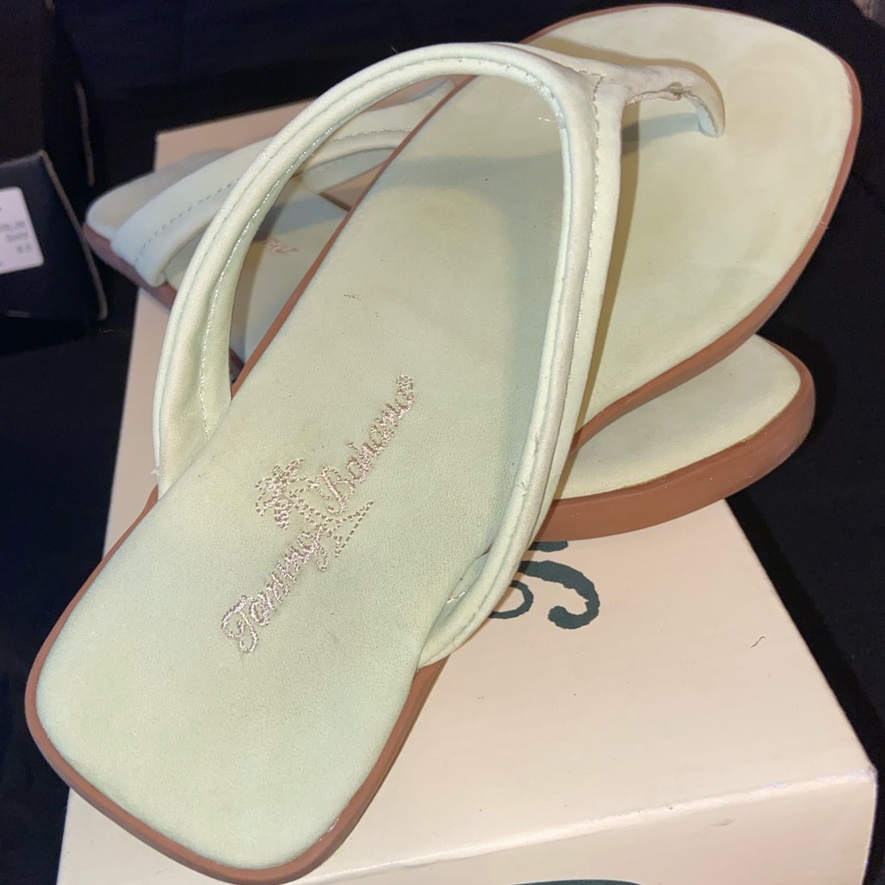 Tommy Bahama Sage green sandals